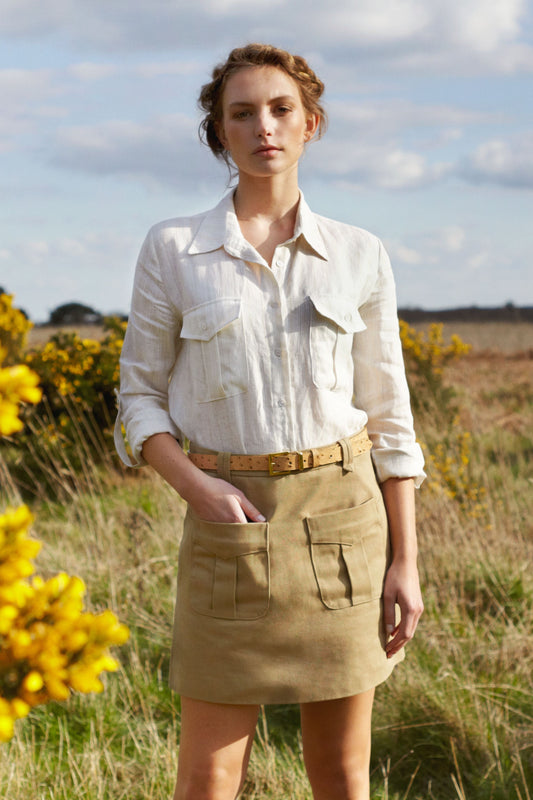 Elegant Women's White Blouse in Linen with Utility Pockets and Gold Thread – Long Sleeve Design 0